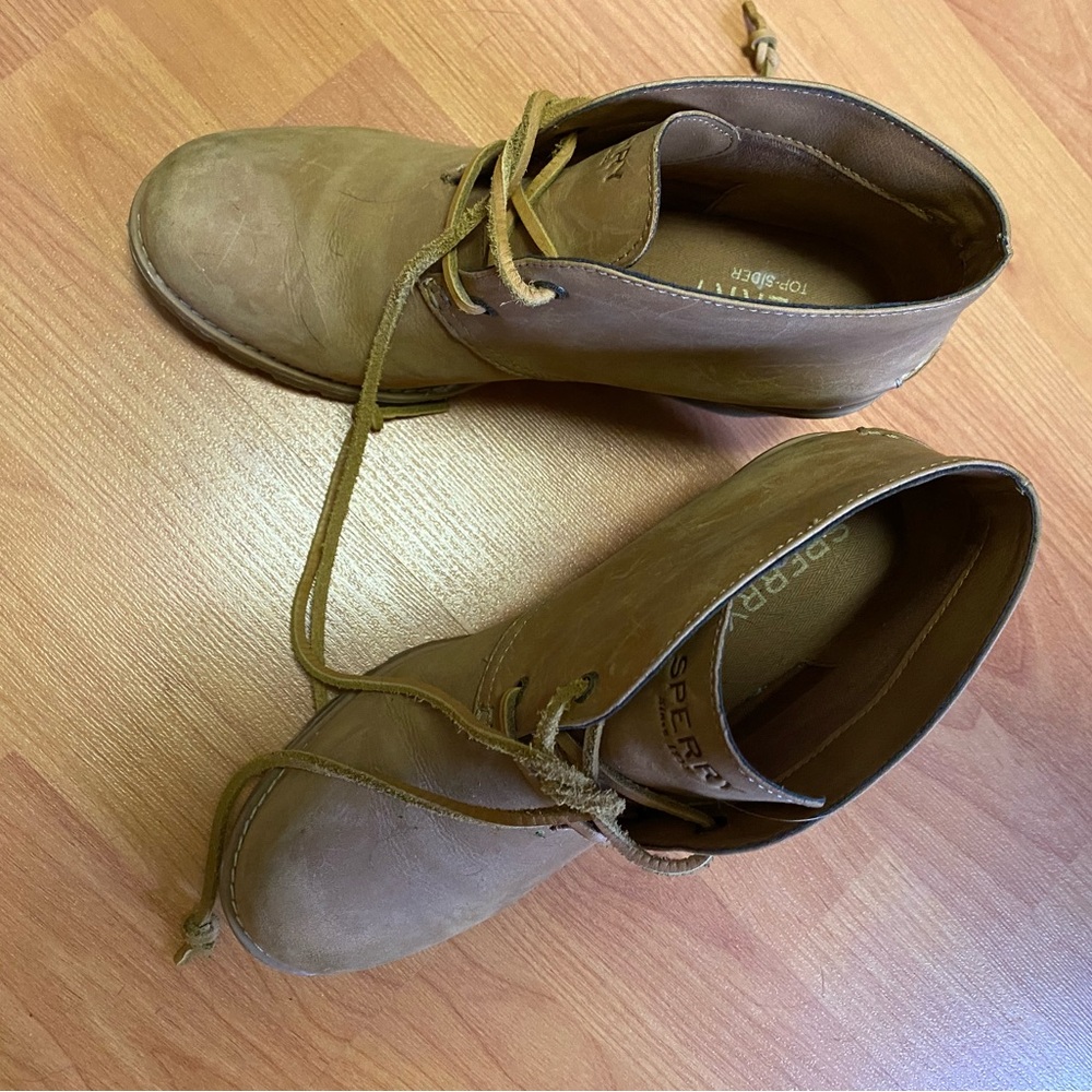 Sperry boots